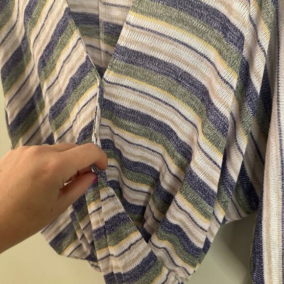 Sadie and Sage women’s small striped, spliced, knit sweater top - Picture 3 of 9